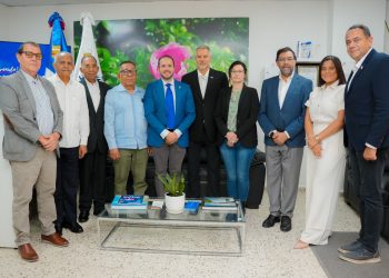 En el encuentro participaron las principales autoridades dominicanas vinculadas al sector agropecuario y a la gestión de los recursos naturales e hídricos.