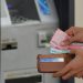 Los bancos de ahorro y crédito registraron captaciones por RD$62,413 millones.