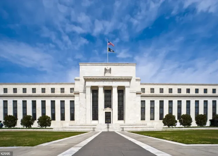 Esta decisión es la primera subida del precio del dinero desde julio de 2023.