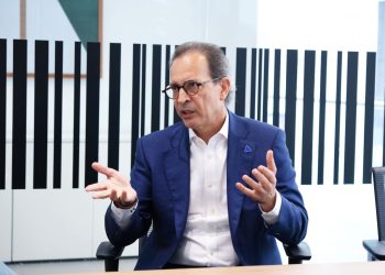 Sobre el impacto para RD, Santiago Camarena explica que persisten factores de riesgo asociados al contexto internacional.