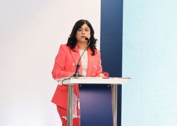 La presidente de Barrick Pueblo Viejo, Gisselle Valera, indicó que la empresa continúa trabajando en la eficiencia productiva.