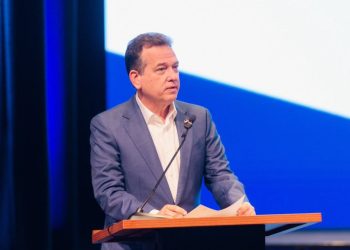 El ministro señaló que la Cancillería busca apoyar la producción nacional, las exportaciones y la atracción de inversiones.