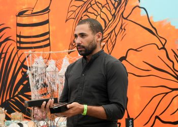 Julio Torres Santana ha desarrollado una línea de objetos a partir del diseño industrial.