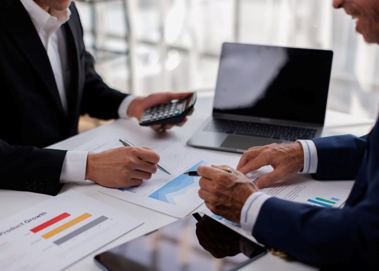 La implementación de la NIIF 18 requerirá la participación de áreas financieras, tecnológicas, legales y de cumplimiento.