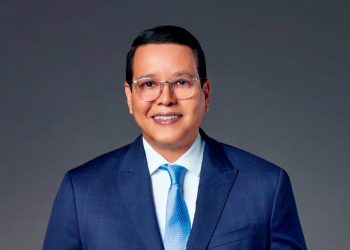 WV RD destacó que el nuevo director País cuenta con una sólida formación académica.