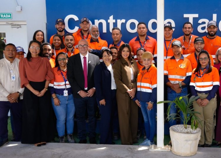La actividad tuvo como eje central la conferencia “Liderazgo Estratégico en Tiempos de Cambio”.