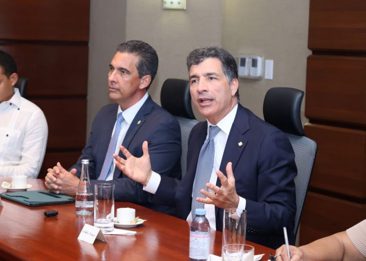 Paniagua destacó que la economía dominicana acumuló un crecimiento de 4.5% hasta agosto de 2026.