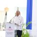Leonardo Aguilera, presidente ejecutivo de Banreservas, habla en la segunda entrega de los apartamentos del proyecto habitacional Laderas del Este, en San Antonio de Guerra.