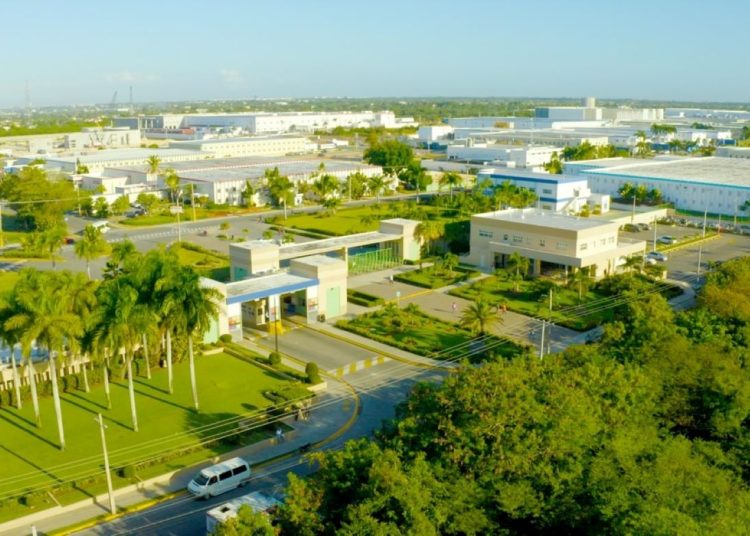 La edad promedio de los colaboradores del parque es de apenas 27.4 años.