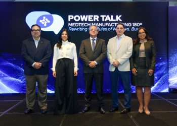 Edgardo López, Claudia Pellerano, Koen Devits, Paolo Tolari y Diana Báez.