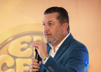 Pedro Durán destaca que clientes del programa Somos recibirán el doble de boletos en cuentas de ahorro y certificados de depósito.