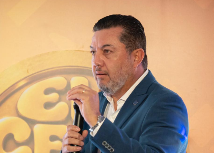 Pedro Durán destaca que clientes del programa Somos recibirán el doble de boletos en cuentas de ahorro y certificados de depósito.