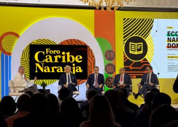 Esta visión fue compartida por los ministros Luis Miguel de Camps, de Educación; Rafael Santos Badía, del Mescyt; Eduardo -Yayo- Sanz Lovatón, de MICM, y César Dargam, vicepresidente ejecutivo del Conep.