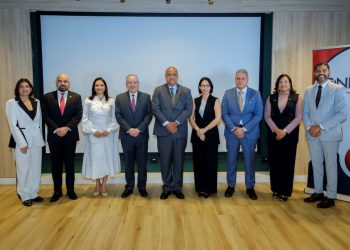 Lara Guerrero, Boris de León, Lucy Objio, Ernesto Martínez, Miguel Valerio, Marian Pujals, Jaime Roca, Jenniffer Troncoso, Magistrado Wagner Cubilete.