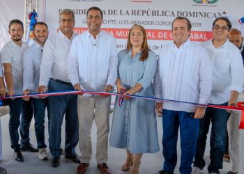 El presidente de la LMD, Víctor D’Aza, estuvo acompañado por el ministro de la Presidencia, José Ignacio Paliza, y otras autoridades.
