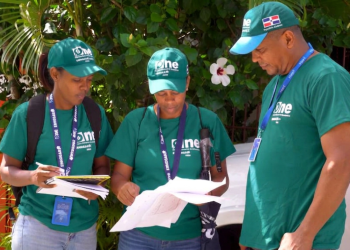 La ONE exhorta a los hogares seleccionados a recibir y colaborar con el personal de la encuesta.
