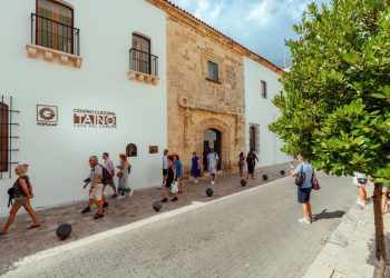 Fachada del Centro Cultural Taíno Casa del Cordón.