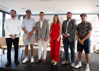 Jean Carlos Navarro, Omar Morales, Gonzalo Pan de Soraluce, Claudia Cueli, Cam Crawford y Mateo Fernández.