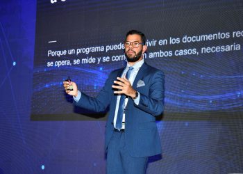 Cruz Peñaló considera necesario establecer parámetros públicos para medir la eficacia de los programas de compliance.