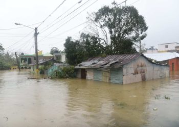 Los ciclones tropicales pueden generar pérdidas cercanas al 1.5% del PIB dominicano y prolongar sus efectos económicos hasta por 15 meses, según una estimación del BID.