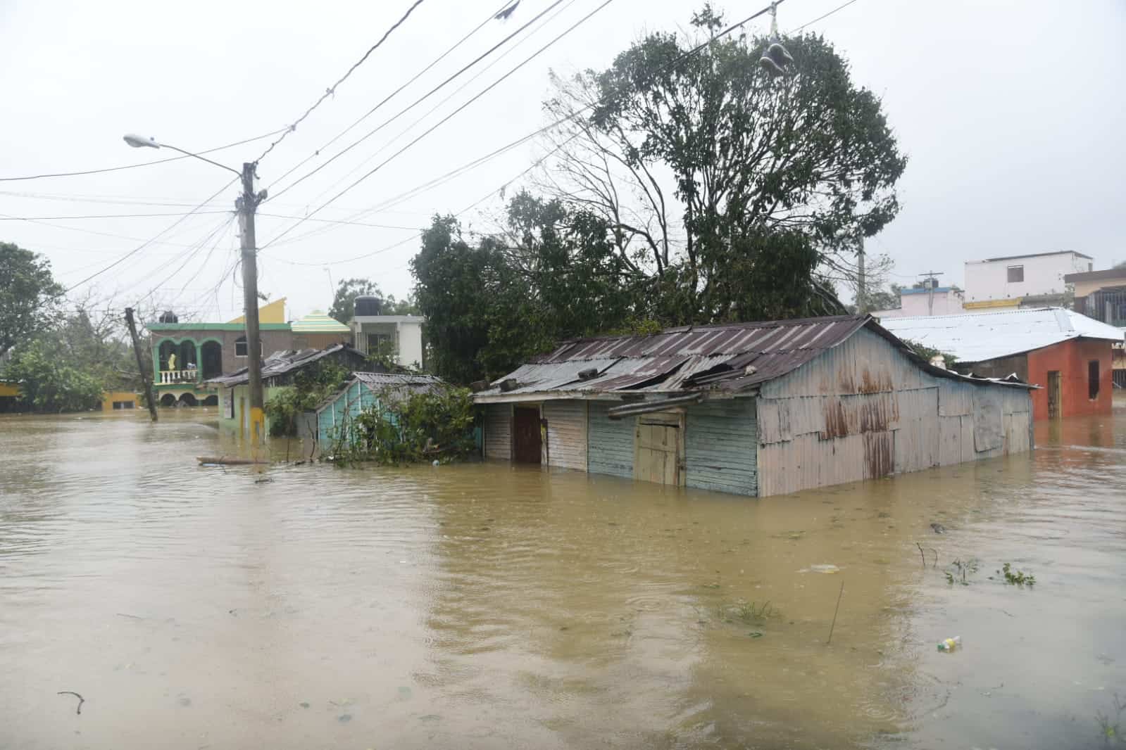 Los ciclones pueden afectar la economía dominicana durante 15 meses