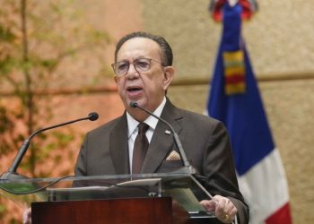 Valdez Albizu destacó que la población ocupada alcanzó los 5,271,005 trabajadores en el segundo trimestre de 2026.