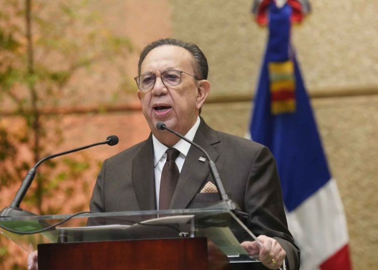 Valdez Albizu destacó que la población ocupada alcanzó los 5,271,005 trabajadores en el segundo trimestre de 2026.