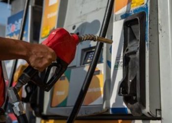 El precio de la gasolina en América vive en 2026 su momento más tenso en tres años.