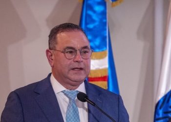 Espaillat afirmó que el país cuenta con suficiente oferta de pollo para cubrir la demanda durante noviembre, diciembre y enero.